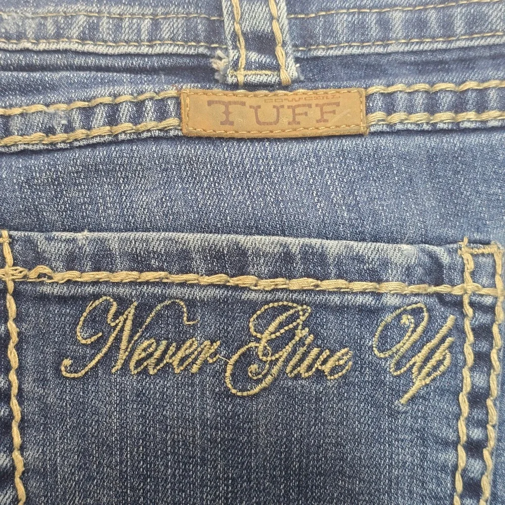 Cowgirl Tuff Co Never Give Up Bootcut Jeans Blue Distressed 29x31 JNGVUP